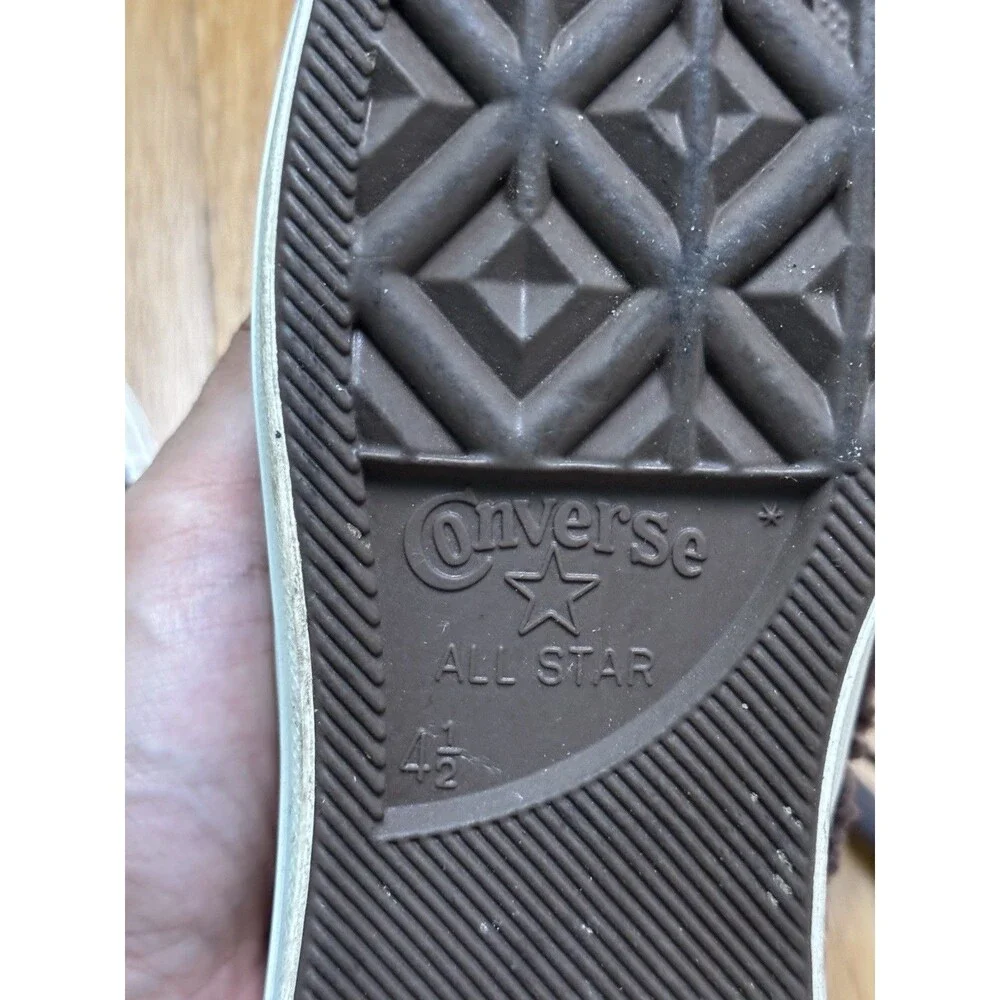 Converse womens chuck
